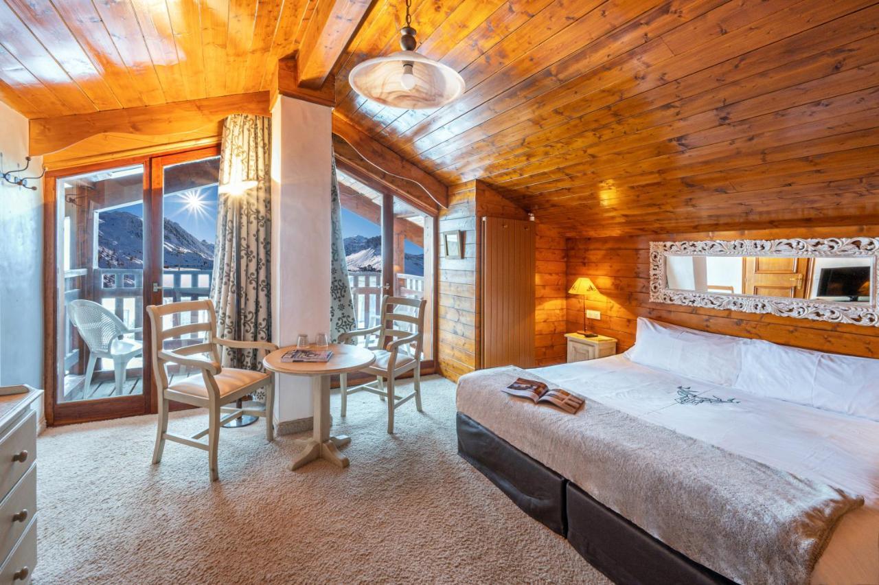 Hotel Les Campanules By Les Etincelles Tignes Eksteriør billede